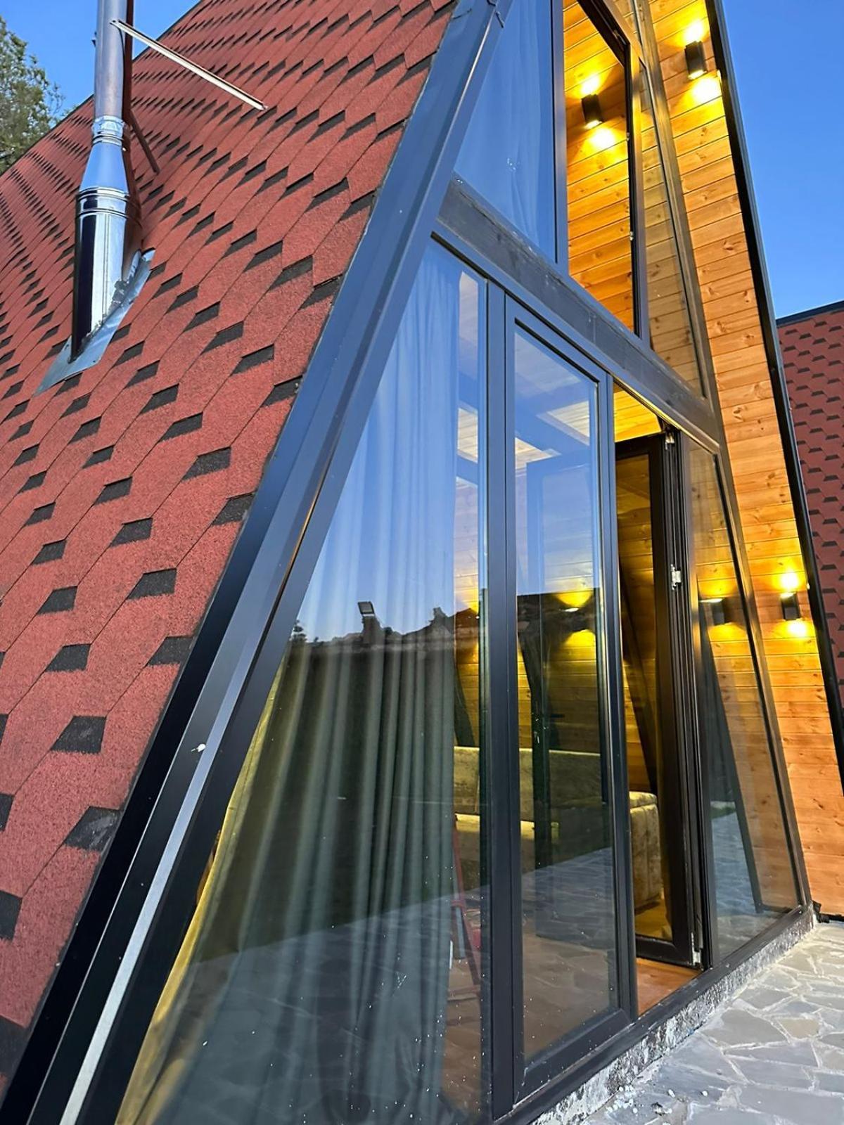 Alpine Arlon